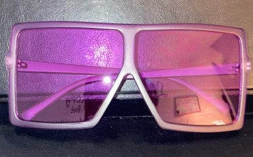 <transcy>Gafas de sol cuadradas de gran tamaño</transcy>